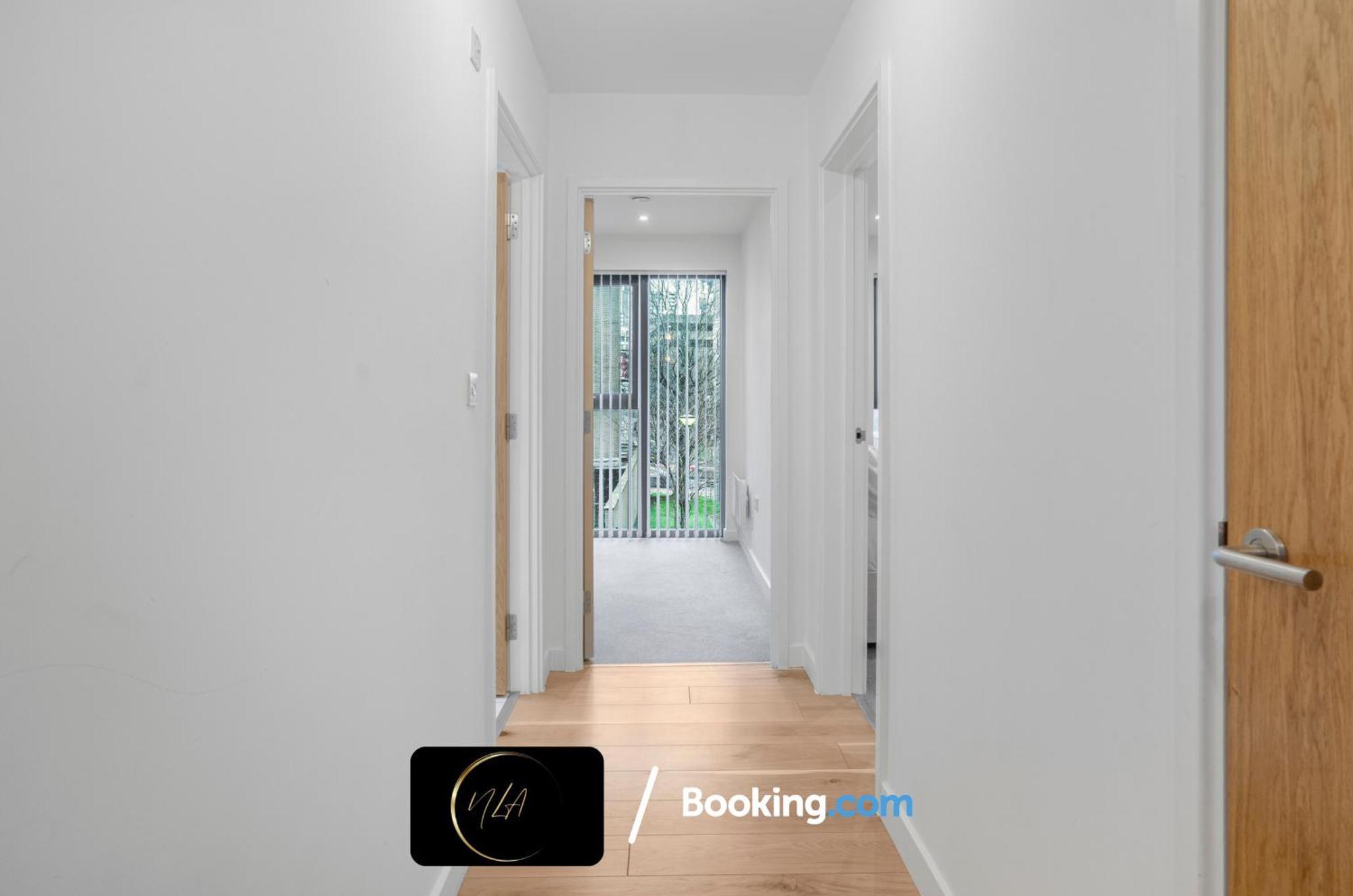 City Centre Apartment With Free Parking, 2 Bathrooms, Netflix And Wifi - Suitable For Contractors And Families - By Noor Luxury Accommodations Birmingham Exterior foto